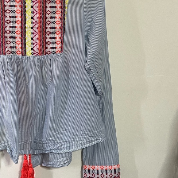 Glamorous Colorful Top Sz 4 - Picture 7 of 9